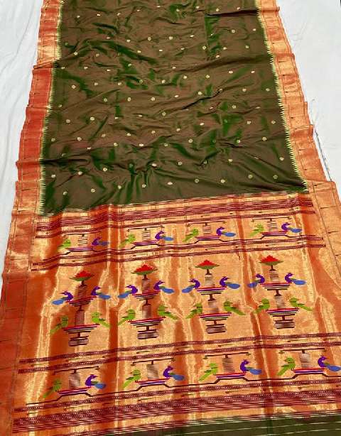 Singal Muniya Paithani | Resham Bazaar Singal Muniya Paithani | Resham Bazaar